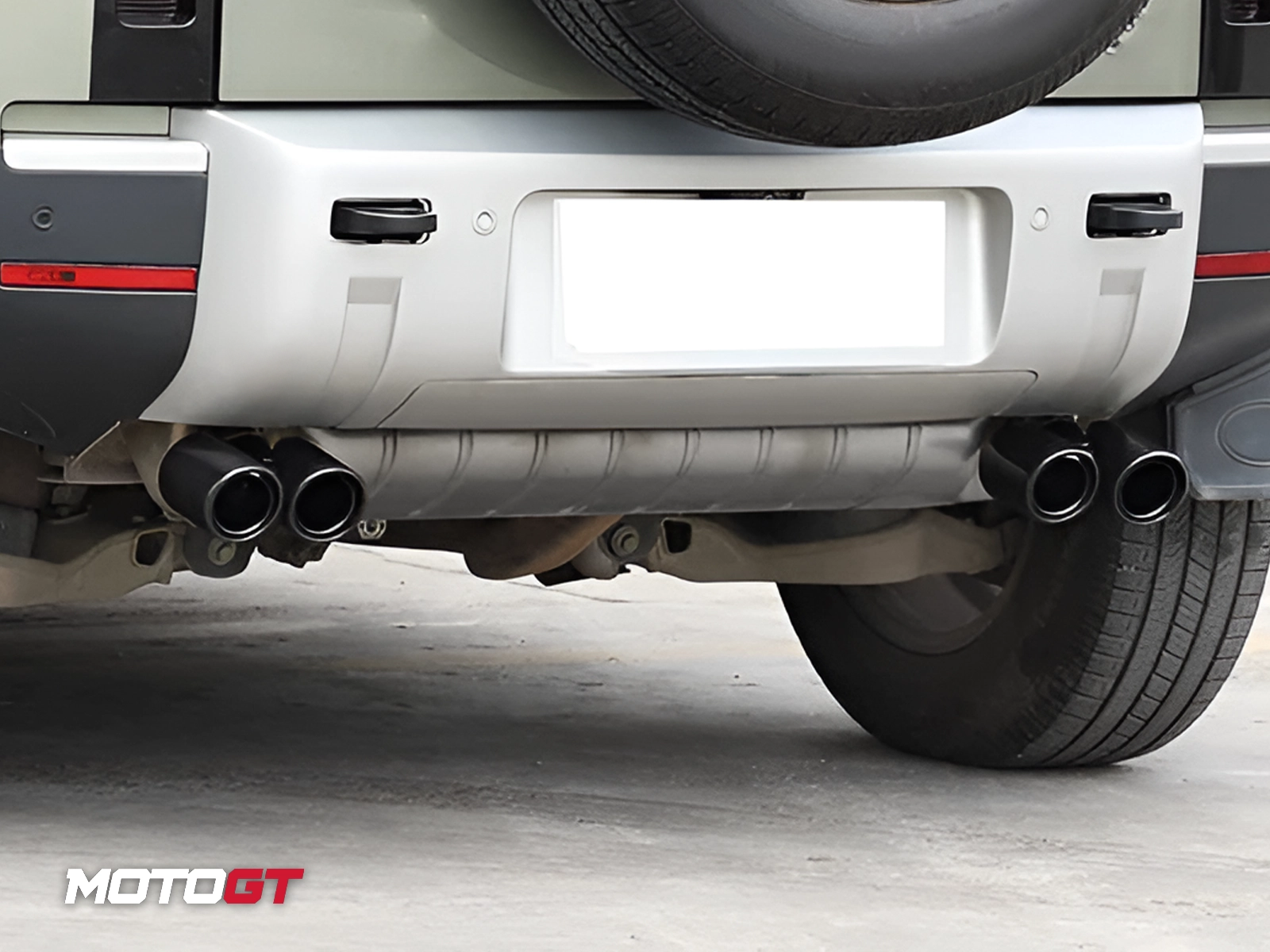 DEFENDER ROUND EXHAUST TIP ADD ON