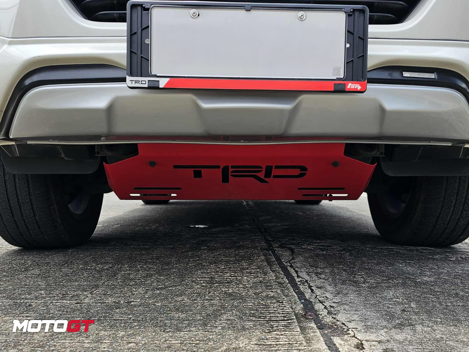 HILUX METAL UNDERGUARD