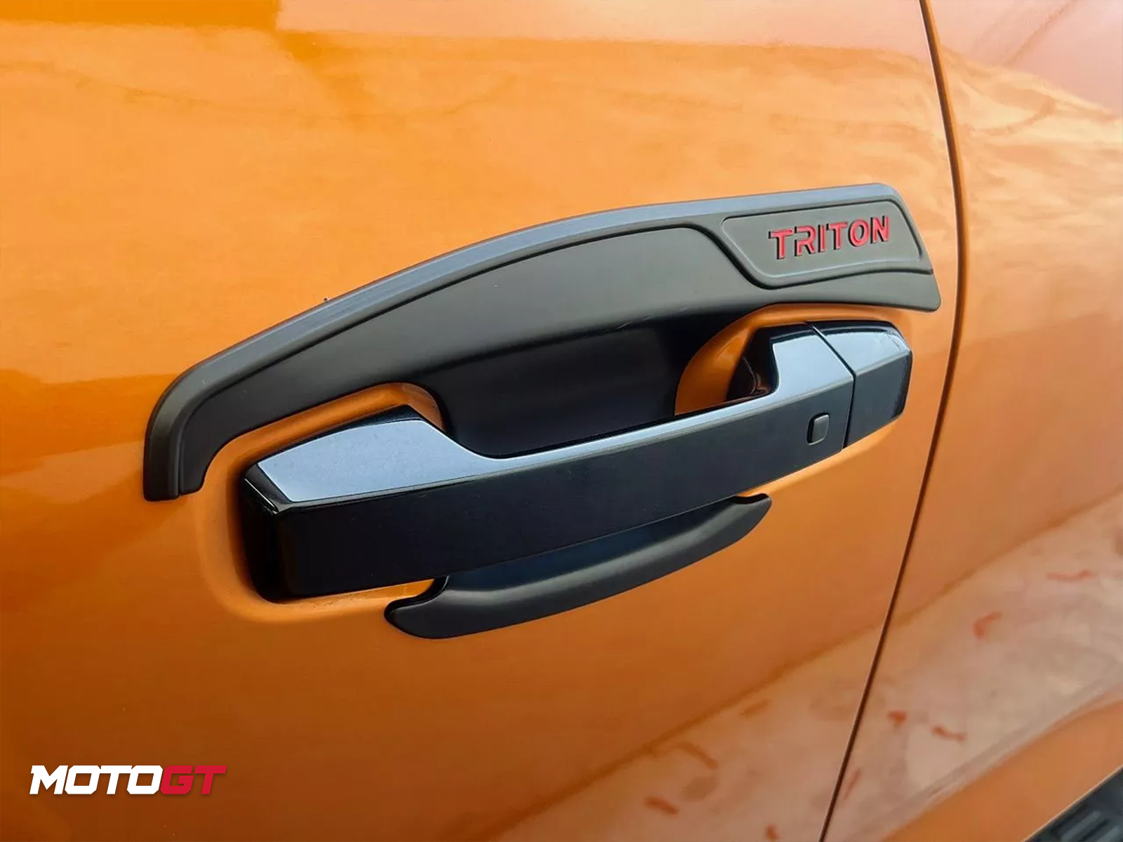 L200 SPORT DESIGN DOOR HANDLE COVER