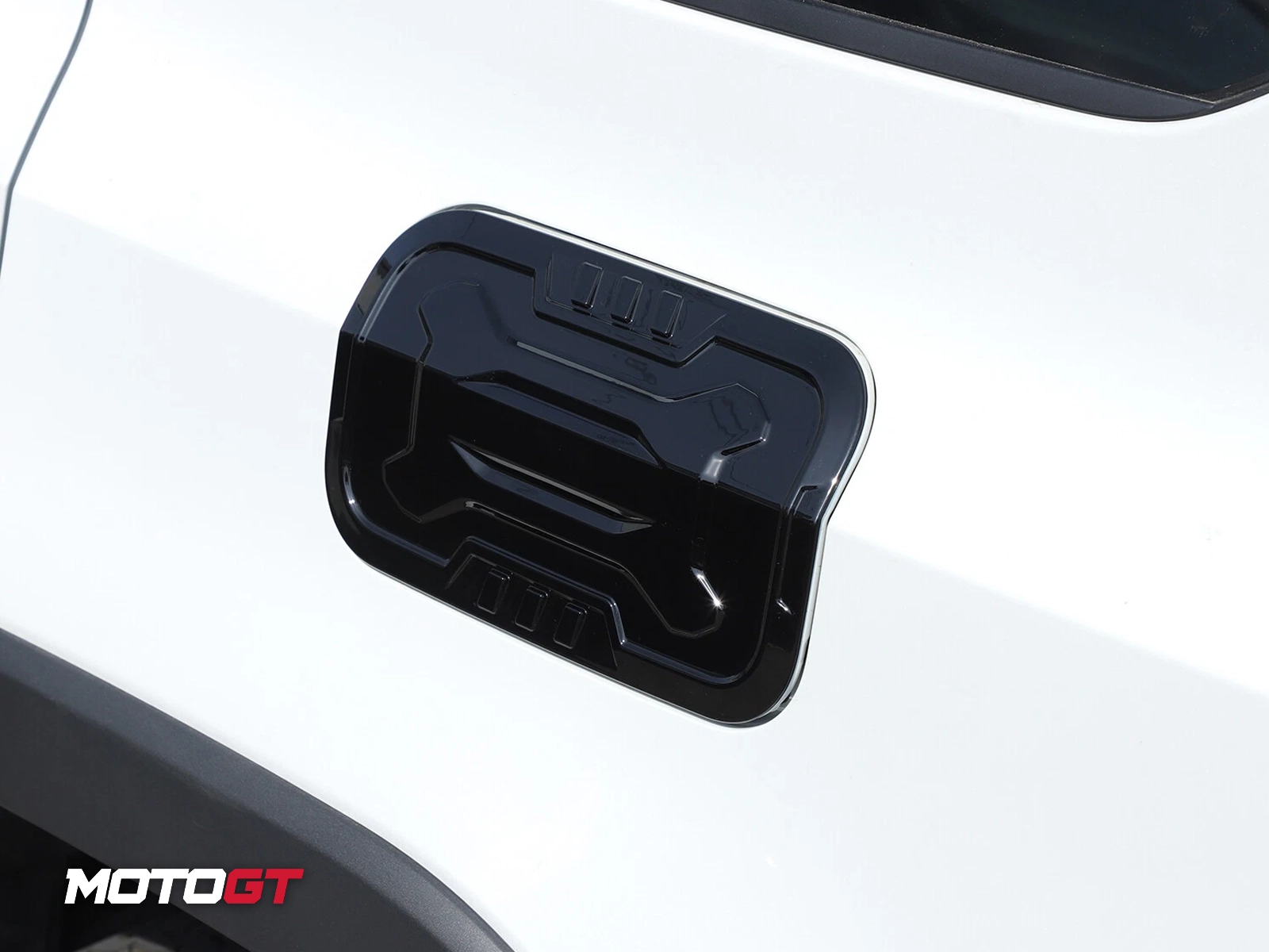 PRADO FUEL TANK COVER